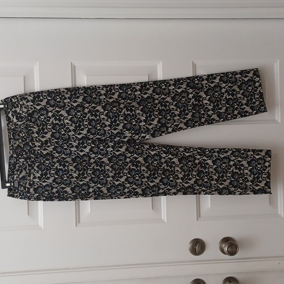 Dolce & Gabbana black white lace print stretch ankle pants sz 28 - Picture 1 of 10